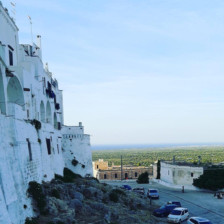 Che Vista!! Ostuni ,Sulle Bianche Mura Con Vista Mozzafiato Exterior photo